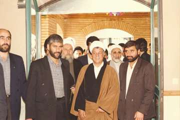 افتتاح دانشگاه با حضور آیت الله هاشمی رفسنجانی